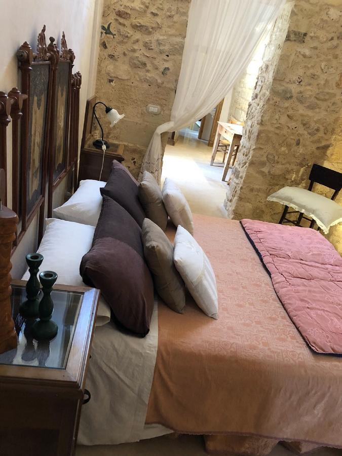 Borgo In Corte Bed & Breakfast Martano Exterior photo